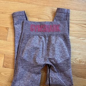 Gently worn gym shark berry/rose high waisted leggings